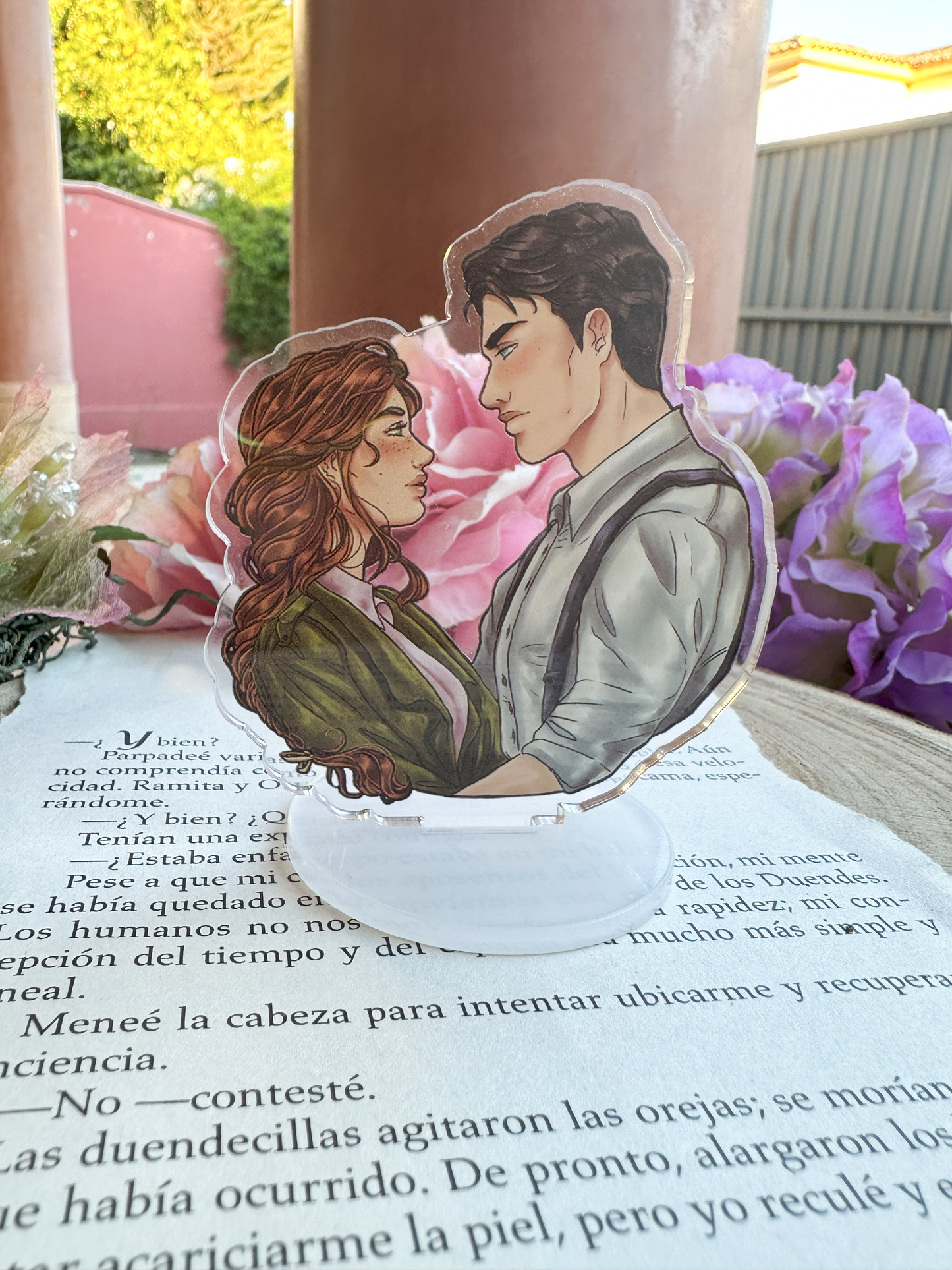 A Deal with the Elf King [Official License] Luella and Eldas married to Magic Mini Standee (Lueldas)