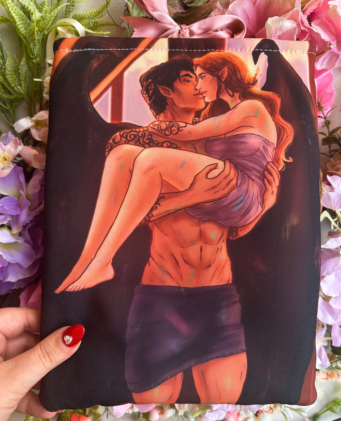 WOODEN PIN: I'm shipping them! Nessian, Feysand, Poppycas, Yenneralt, Jurdan, Darcy Elizabeth, Bryce Hunt, Rowaelin