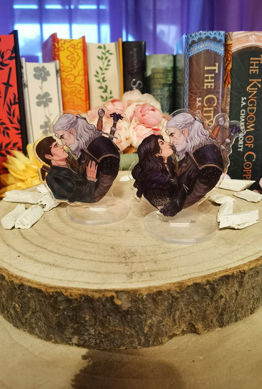 Geralt y Yennefer - Geralt y Jaskier - THE WITCHER Yenneralt Geraskier Inspired Mini Standee