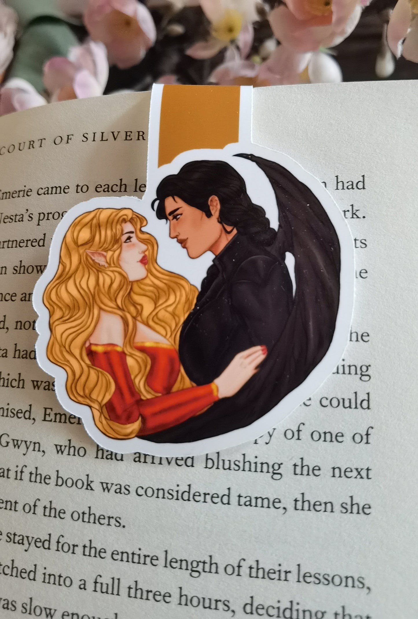 EMORIE - Morrigan And Emerie ACOTAR A Court Of Thorns And Roses licensed magnetic bookmark